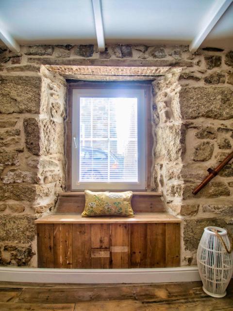 Knocker Cottage Is A 3 Bedroom Made Up Of 1 Double Bedroom And 2 Small Double Bedrooms In Small Village 10 Min To Beaches Камборн Экстерьер фото