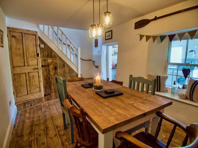 Knocker Cottage Is A 3 Bedroom Made Up Of 1 Double Bedroom And 2 Small Double Bedrooms In Small Village 10 Min To Beaches Камборн Экстерьер фото