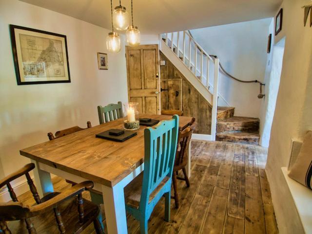 Knocker Cottage Is A 3 Bedroom Made Up Of 1 Double Bedroom And 2 Small Double Bedrooms In Small Village 10 Min To Beaches Камборн Экстерьер фото